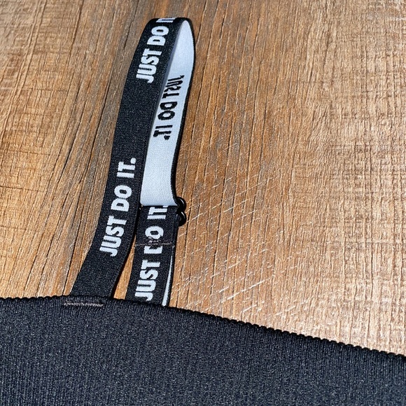 Nike JDI Cropped Rib Top Black - Picture 5 of 12